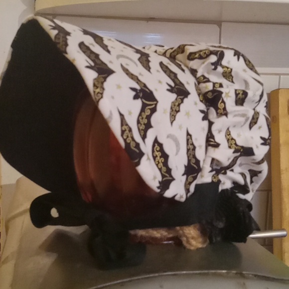 Handmade Victorian style Bat print Halloween  scary Baby infant bonnet - Picture 6 of 6